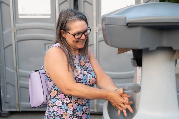 Best Porta potty delivery and setup  in Four Oaks, NC